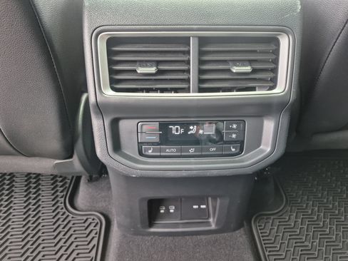 Used 2024 Volkswagen Atlas SEL Premium R-Line AWD/4WD image 22