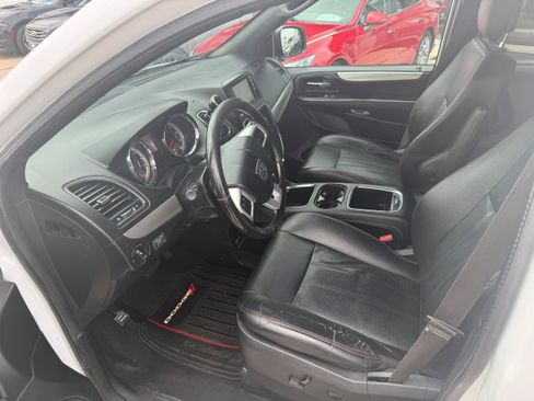 Used 2019 Dodge Grand Caravan GT FWD image 9