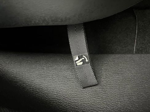 Used 2023 Mitsubishi Outlander SE image 19