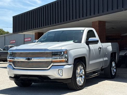 Used 2018 Chevrolet Silverado 1500 W/T w/ WT Convenience Package RWD image 3