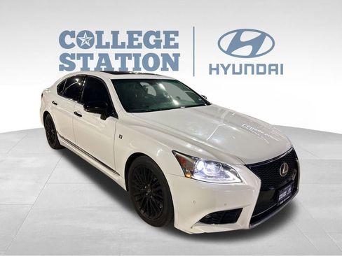 Used 2015 Lexus LS 460 image 3
