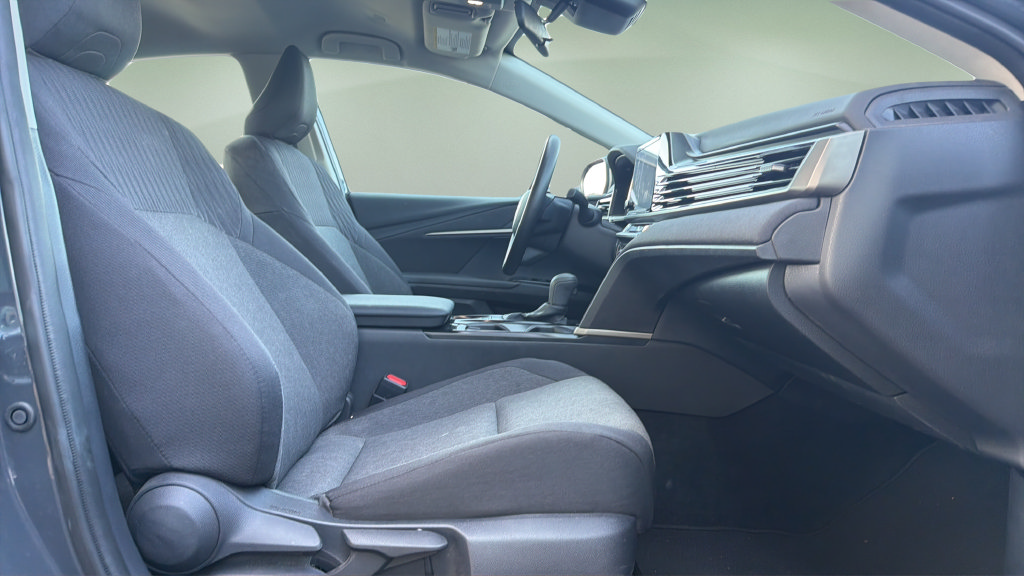Used 2026 Toyota Camry LE FWD image 27
