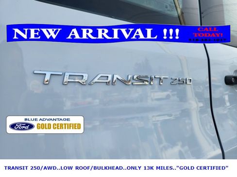 Used 2024 Ford Transit 250 Low Roof AWD w/ Exterior Upgrade Package image 18