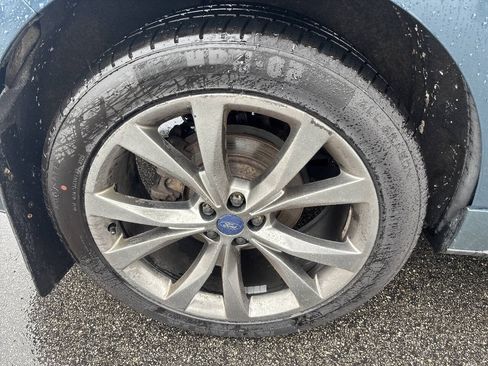 Used 2016 Ford Edge Sport w/ Equipment Group 401A AWD/4WD image 25