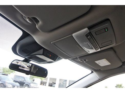 Used 2023 Nissan Rogue SV FWD image 20
