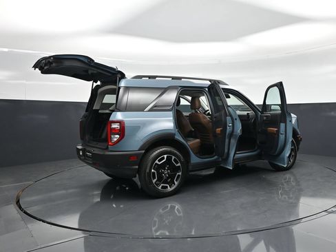 Certified 2023 Ford Bronco Sport Outer Banks w/ Tech Package AWD/4WD image 5