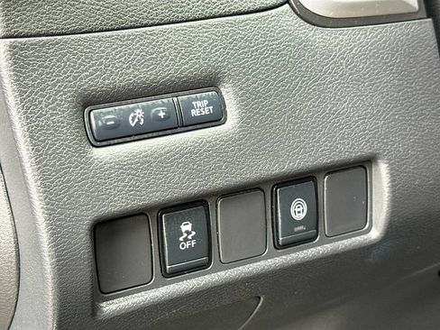 Used 2023 Nissan Murano S AWD/4WD image 22
