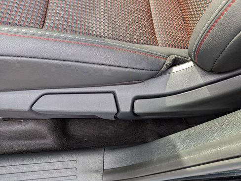 New 2026 Nissan Kicks SR w/ Cold Weather Package FWD image 13