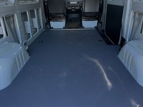 Used 2024 Mercedes-Benz Sprinter 144 Cargo image 15