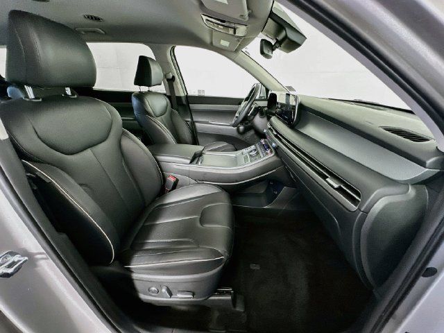 Used 2025 Hyundai Palisade SEL FWD image 26