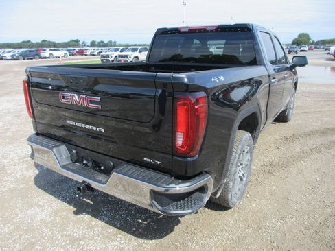 New 2026 GMC Sierra 1500 SLT w/ SLT Convenience Package AWD/4WD image 5