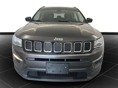 Used 2018 Jeep Compass Sport w/ Cold Weather Group AWD/4WD image 8