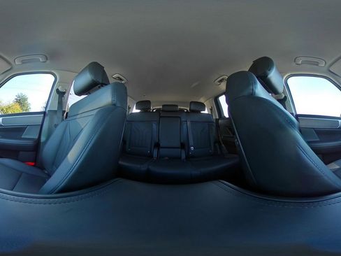 Used 2025 Hyundai Santa Fe SEL image 46