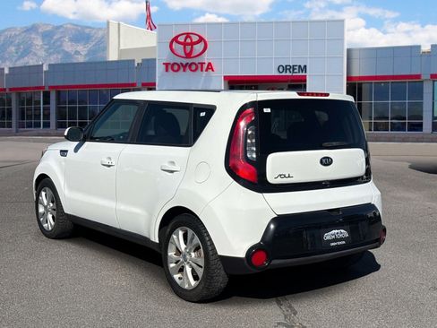 Used 2016 Kia Soul + w/ Primo Package FWD image 6