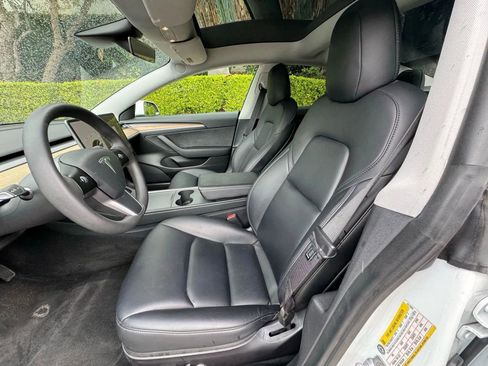 Used 2023 Tesla Model 3 Standard Range RWD image 11