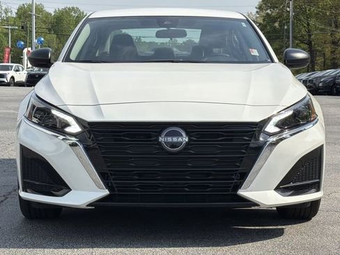 Certified 2025 Nissan Altima 2.5 S image 3