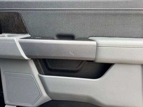 Used 2022 Ford F150 Lariat w/ FX4 Off-Road Package image 26