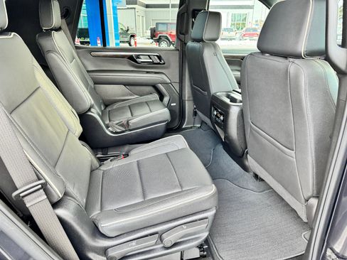 Used 2025 Chevrolet Tahoe Premier image 24