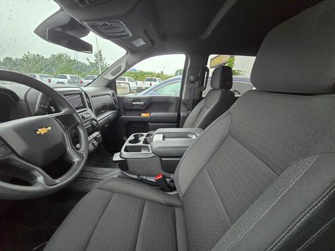 Used 2025 Chevrolet Silverado 1500 Custom AWD/4WD image 4