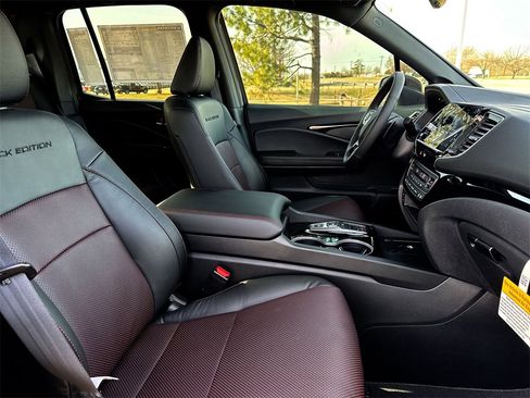 New 2026 Honda Ridgeline Black Edition image 25