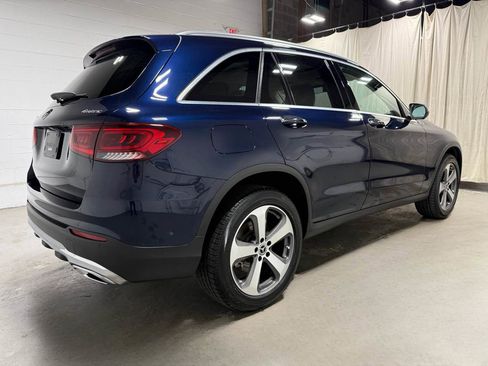 Used 2022 Mercedes-Benz GLC 300 4MATIC w/ Premium Package Lite image 4