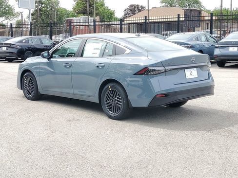 New 2026 Nissan Sentra SV FWD image 3
