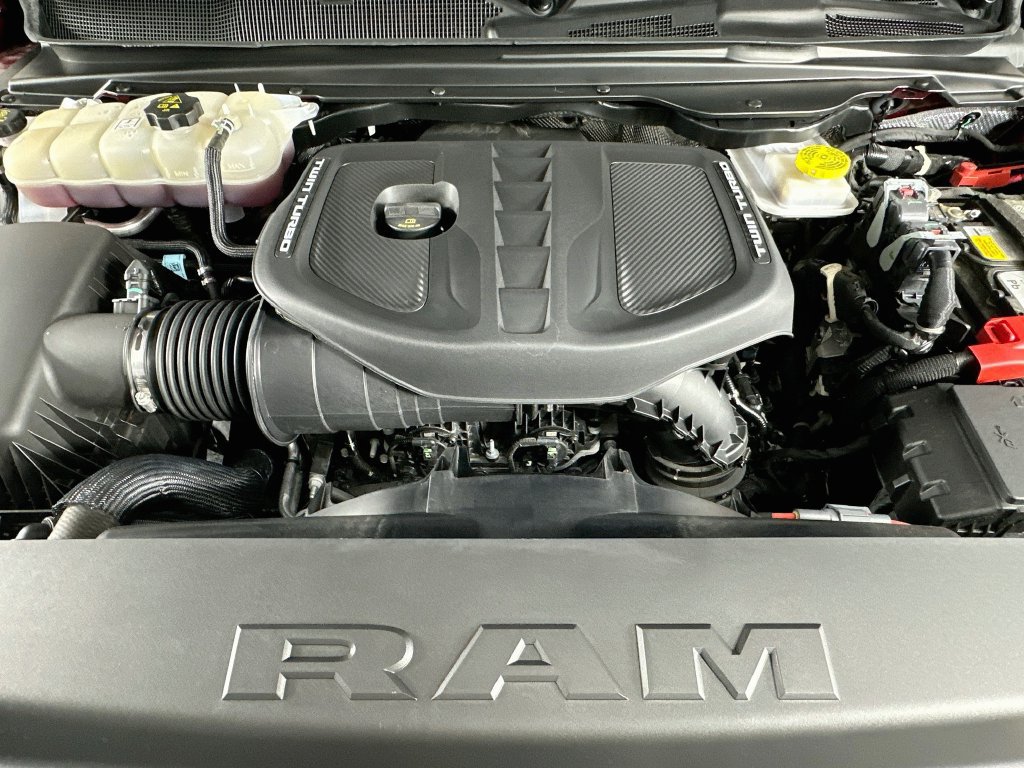 Used 2025 RAM 1500 Limited AWD/4WD image 33
