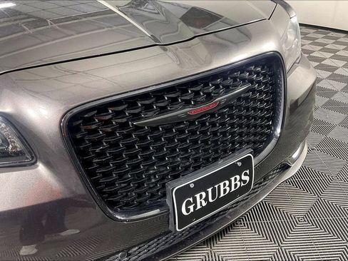 Used 2023 Chrysler 300 S RWD image 36