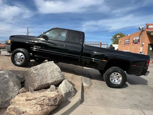 Used 1997 Dodge Ram 3500 Truck 4x4 Club Cab image 1
