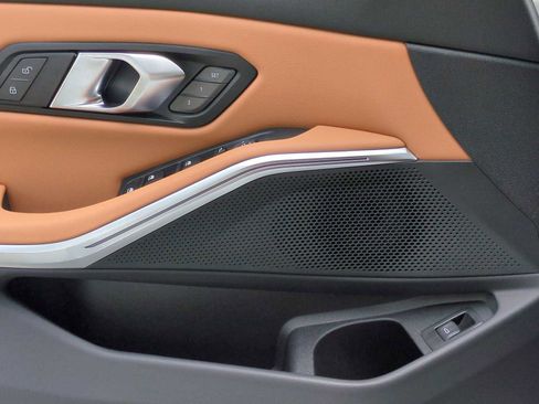 New 2025 BMW 330i xDrive 330i xDrive w/ Premium Package image 32