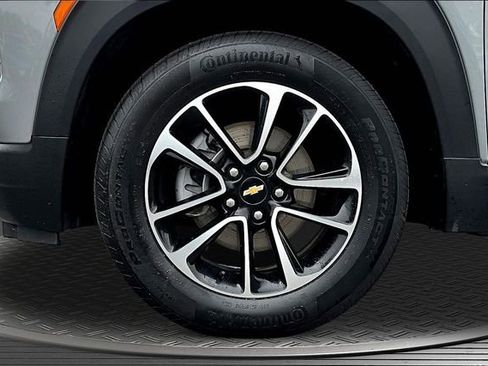 Used 2025 Chevrolet TrailBlazer LT FWD image 31