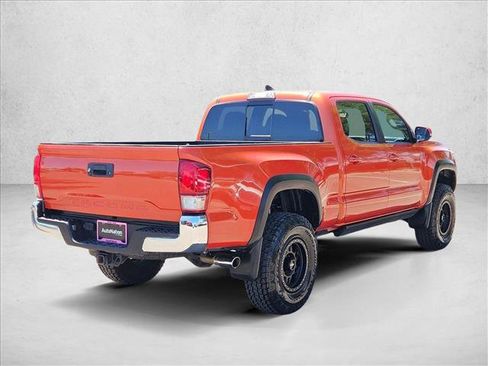 Used 2017 Toyota Tacoma TRD Off-Road w/ Tow Package AWD/4WD image 5