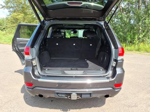 Used 2020 Jeep Grand Cherokee Overland AWD/4WD image 20