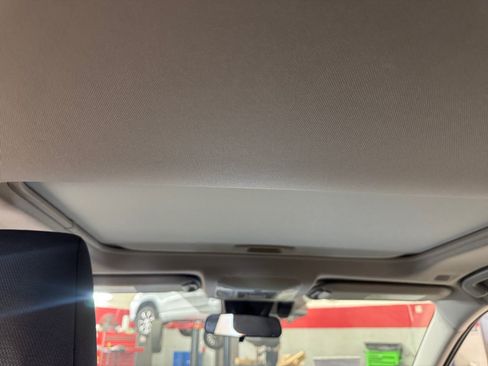 Certified 2025 Toyota RAV4 XLE w/ Convenience Package FWD image 29