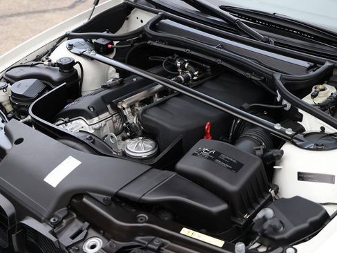 Used 2005 BMW M3 Coupe RWD image 30