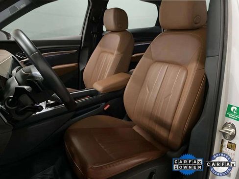 Used 2022 Audi e-tron Premium Plus w/ Premium Plus Package image 69