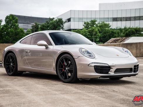 Used 2013 Porsche 911 Carrera RWD image 6