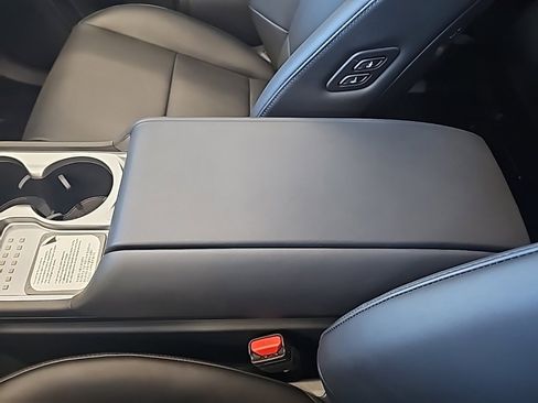 New 2026 Hyundai Ioniq 9 SEL image 23