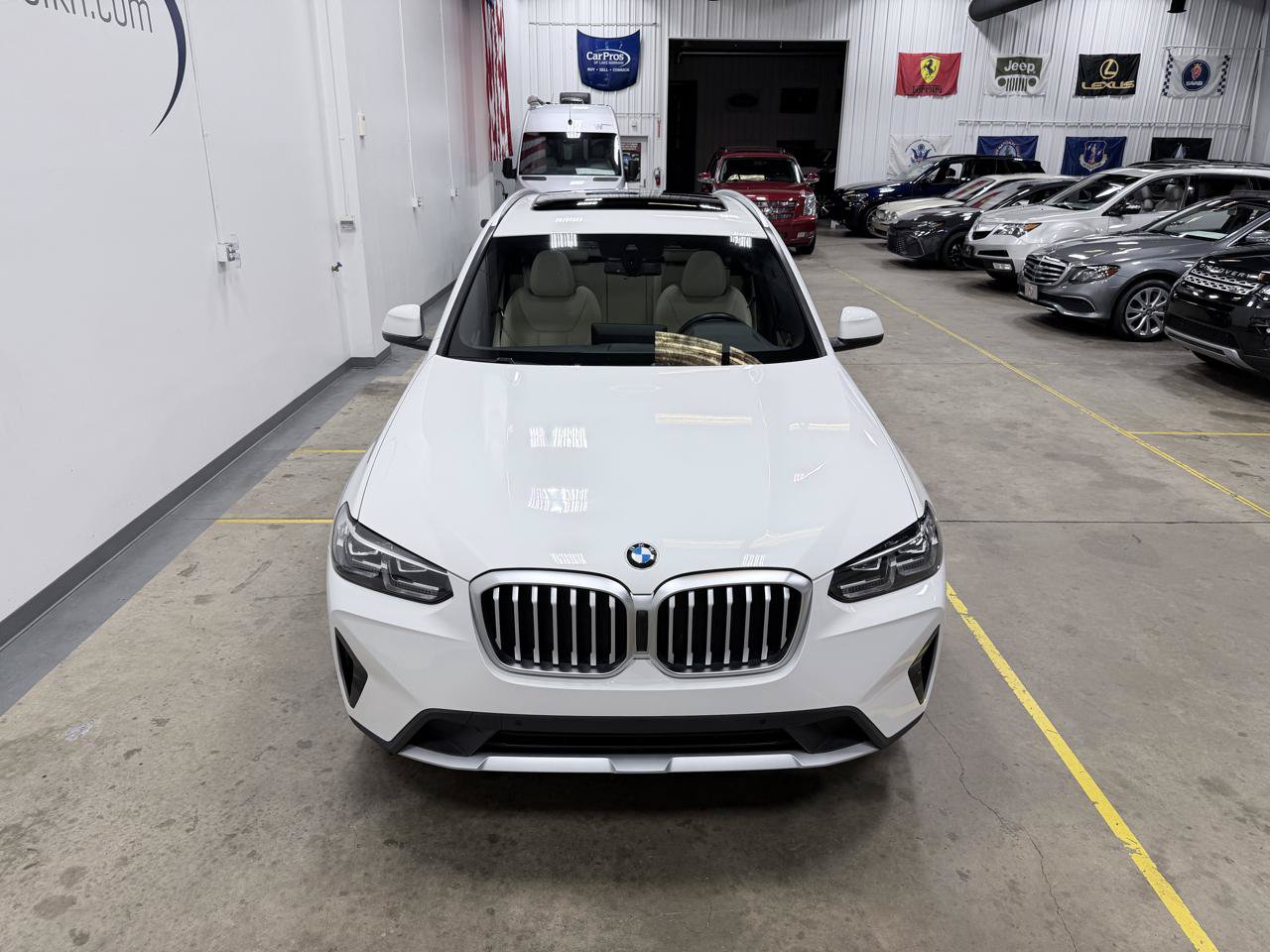 Used 2022 BMW X3 sDrive30i w/ Convenience Package RWD image 2