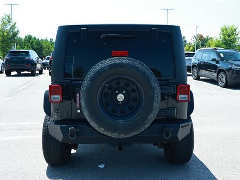 Used 2014 Jeep Wrangler Unlimited Sport w/ Quick Order Package 24S AWD/4WD image 4