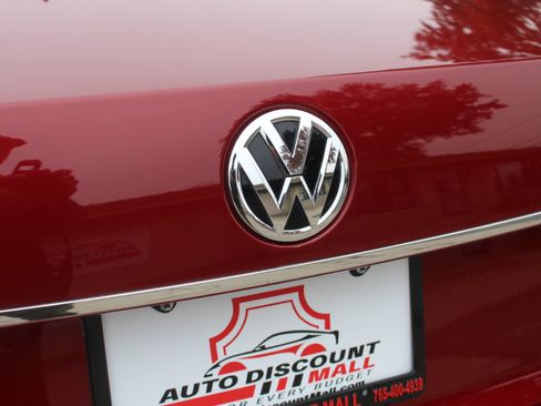 Used 2017 Volkswagen Passat 1.8T SE image 42