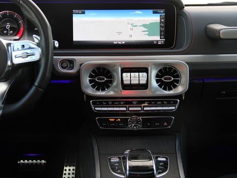 Used 2020 Mercedes-Benz G 63 AMG 4MATIC w/ G Manufaktur Interior Package image 16
