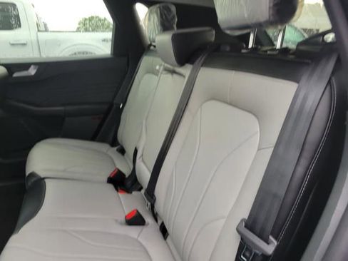 New 2025 Ford Escape SE w/ PHEV Premium Package image 11