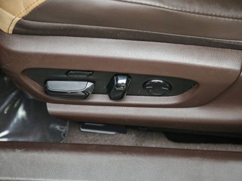 Used 2019 Lexus ES 350 w/ Accessory Package 2 FWD image 23