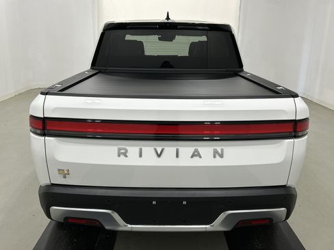 Used 2024 Rivian R1T Adventure Quad AWD/4WD image 4