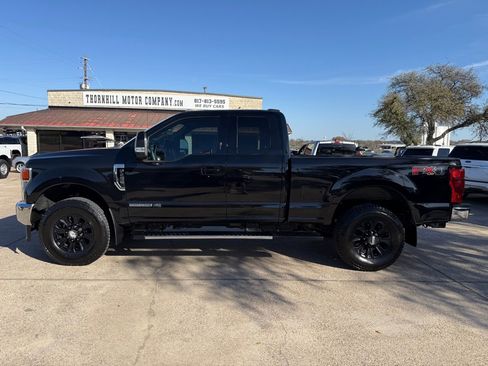 Used 2021 Ford F250 Lariat image 4