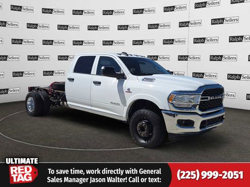 Used 2022 RAM 3500 Tradesman w/ Chrome Appearance Group image 1