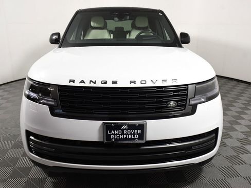 Used 2024 Land Rover Range Rover SE image 10