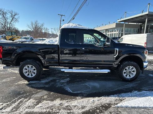 Used 2022 Ford F250 XL w/ STX Appearance Package image 8