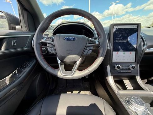 Used 2024 Ford Edge ST-Line AWD/4WD image 8